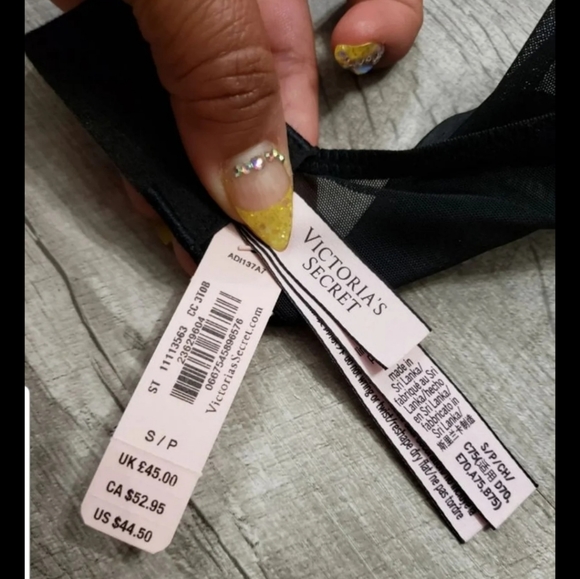 🆕️ NWT Victoria's Secret Bra Size S/P 30/32/34 - Picture 9 of 9